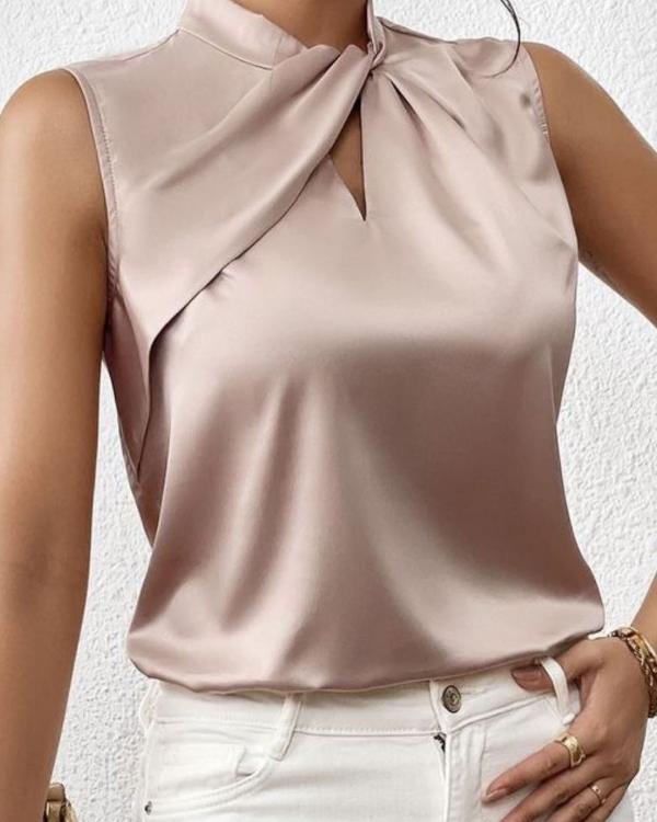 Lynn | Elegante ärmellose Satinbluse