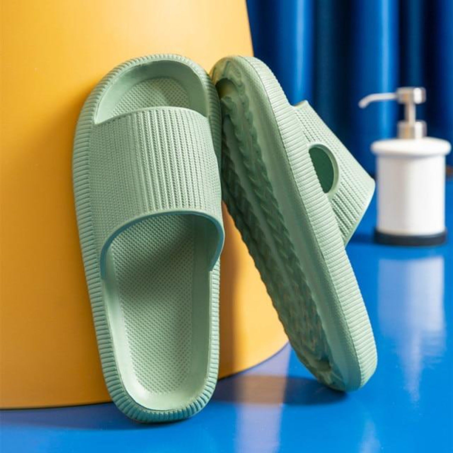 Karina | Weiche Orthopädische Strandslipper